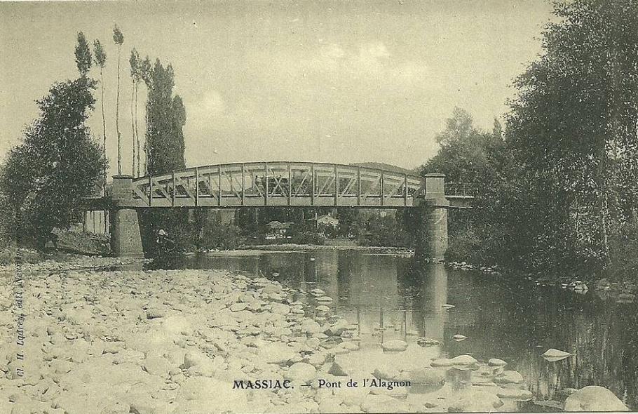 Massiac - Le pont sur l'Alagnon 2